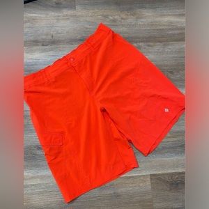 Columbia Men’s Large Casual Light Weight Red Shorts 11 inch inseam
